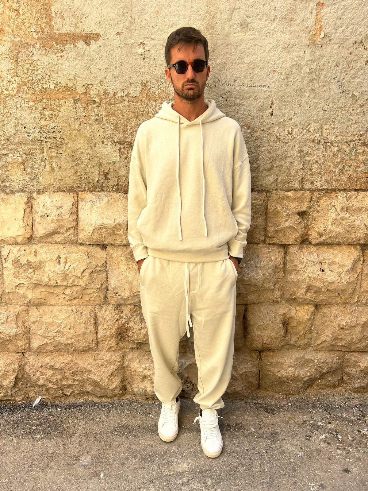 FELPA BASIC DAVID 2  - CREMA