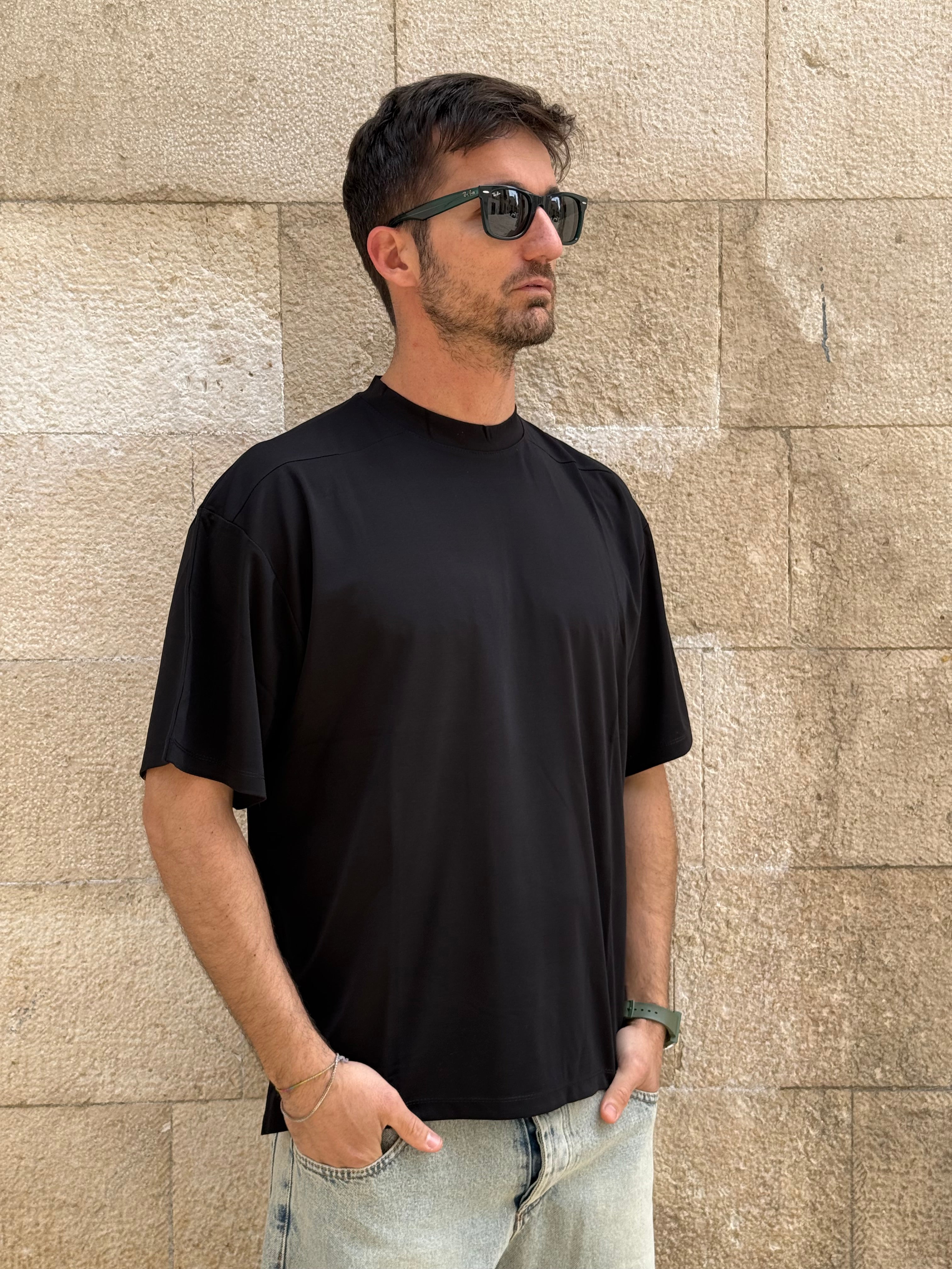 T-SHIRT ZM183 - NERA