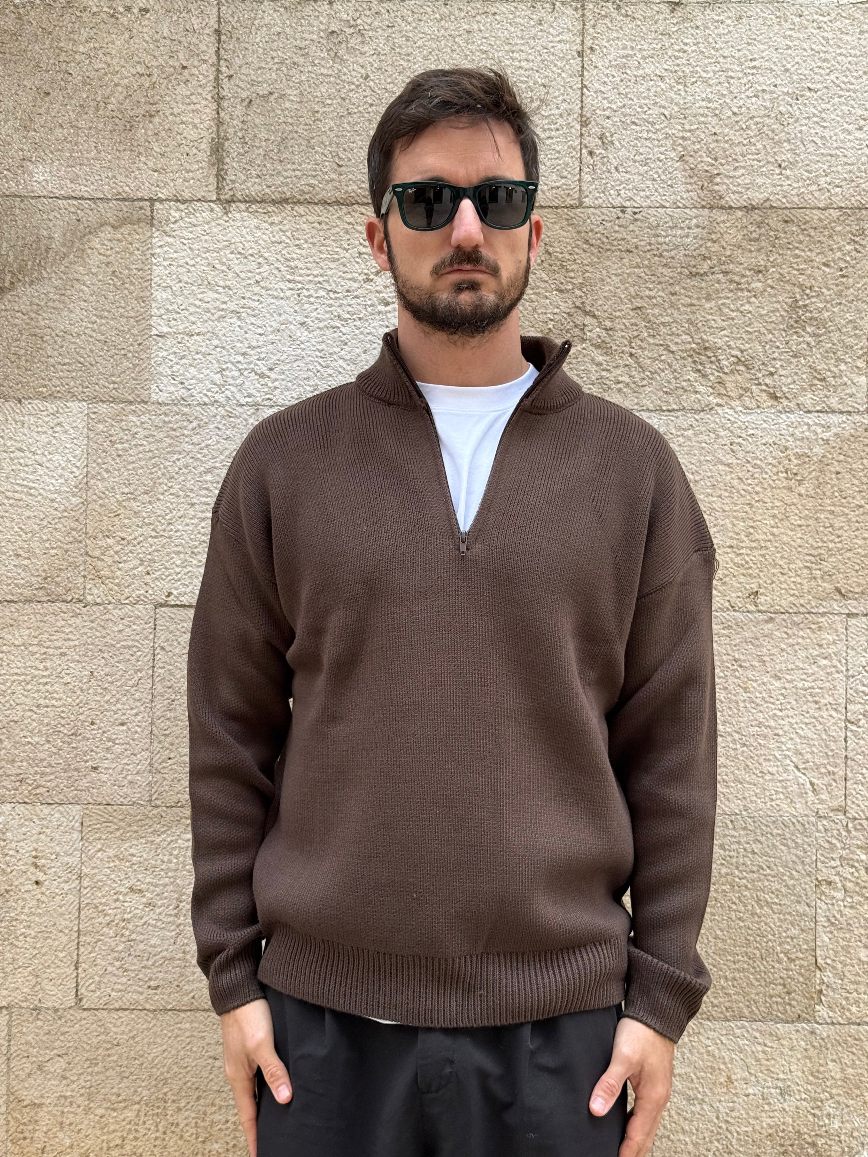 MAGLIA AC25456 - MARRONE
