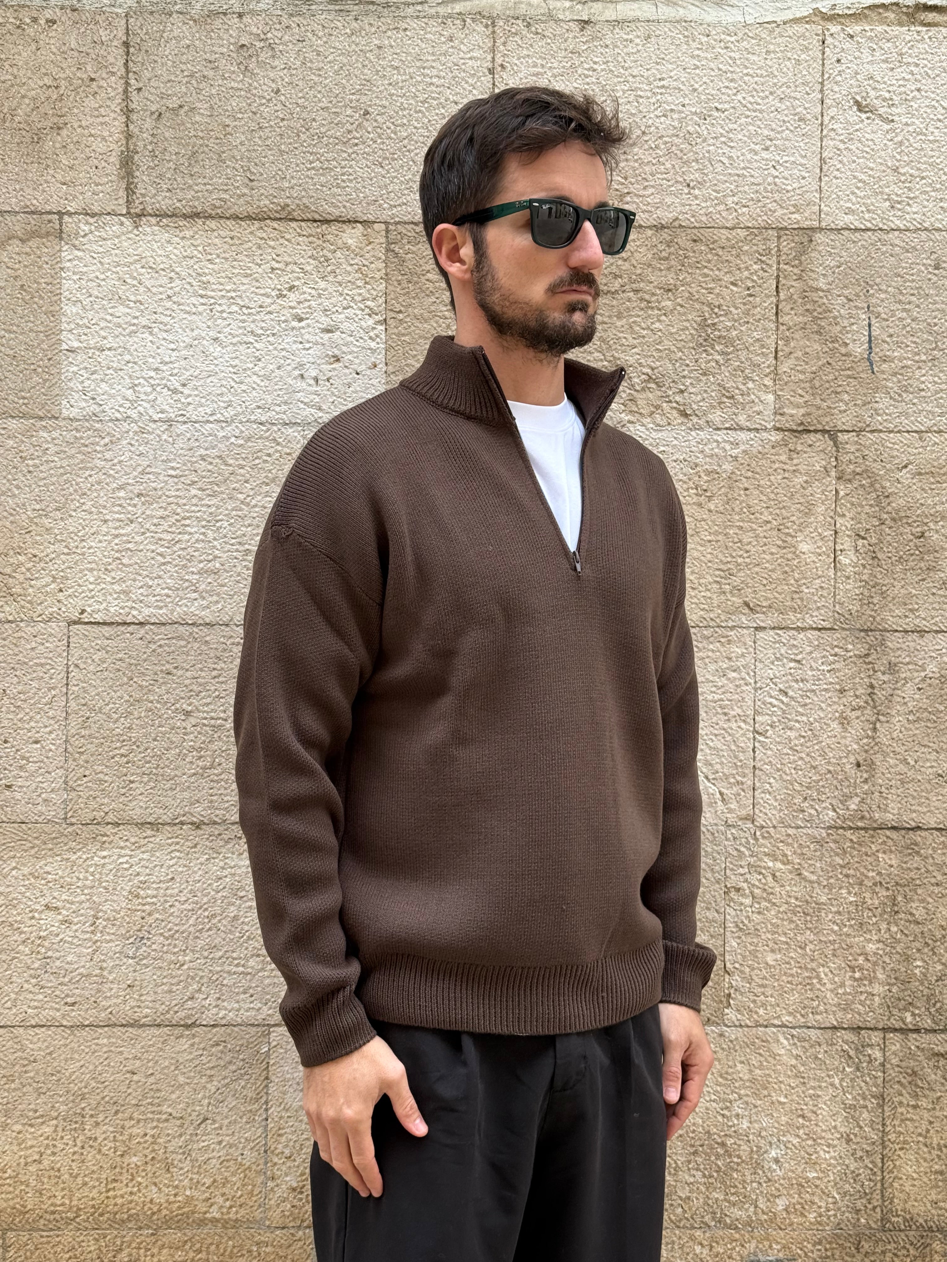 MAGLIA AC25456 - MARRONE