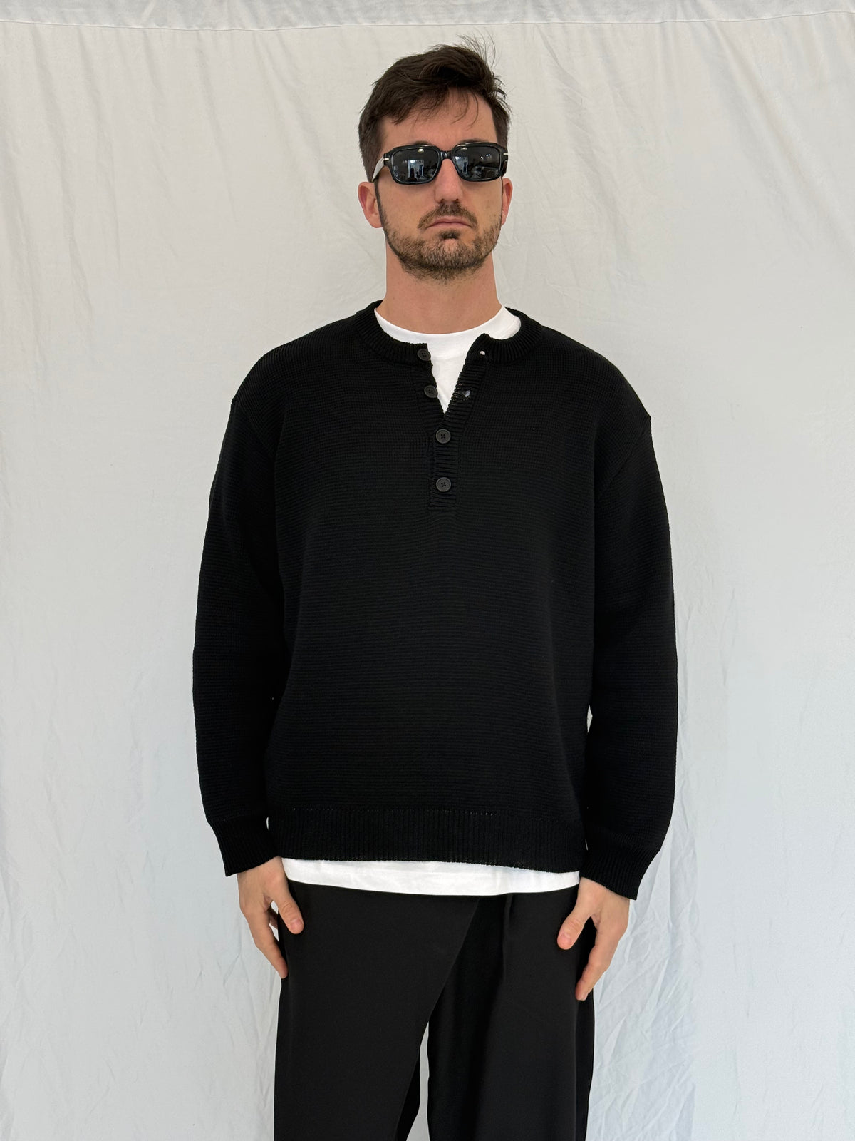 MAGLIA 7300- NERO